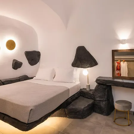 Elia 2 Bedroom Cavehouse With Indoor Jacuzzi Vóthon