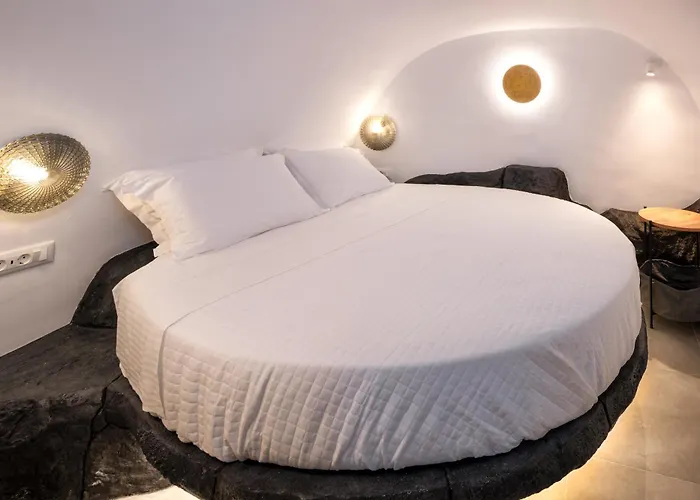 Elia 2 Bedroom Cavehouse With Indoor Jacuzzi شقة Vóthon