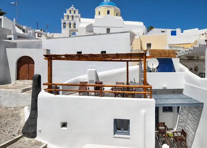 Elia 2 Bedroom Cavehouse With Indoor Jacuzzi