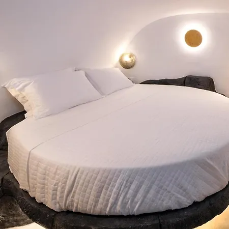 Elia 2 Bedroom Cavehouse With Indoor Jacuzzi Lejlighed Vóthon