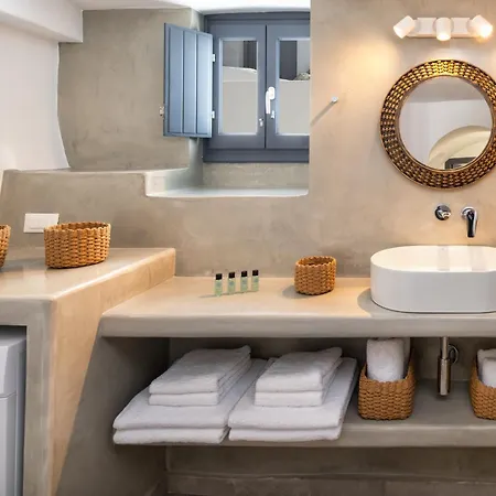 Lejlighed Elia 2 Bedroom Cavehouse With Indoor Jacuzzi Vóthon