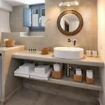 Apartamento Elia 2 Bedroom Cavehouse With Indoor Jacuzzi Vóthon
