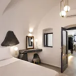 Elia 2 Bedroom Cavehouse With Indoor Jacuzzi Apartamento
