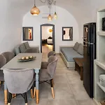 Elia 2 Bedroom Cavehouse With Indoor Jacuzzi * Vóthon