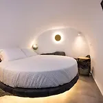 Apartamento Elia 2 Bedroom Cavehouse With Indoor Jacuzzi *