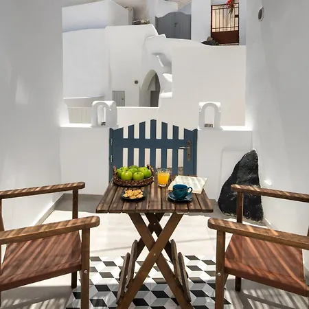 Elia 2 Bedroom Cavehouse With Indoor Jacuzzi *