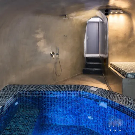 Apartman Elia 2 Bedroom Cavehouse With Indoor Jacuzzi Vóthon