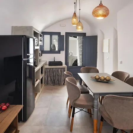Apartman Elia 2 Bedroom Cavehouse With Indoor Jacuzzi Vóthon